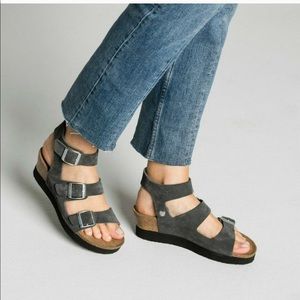 Birkenstock linea gladiator sandal platform 40